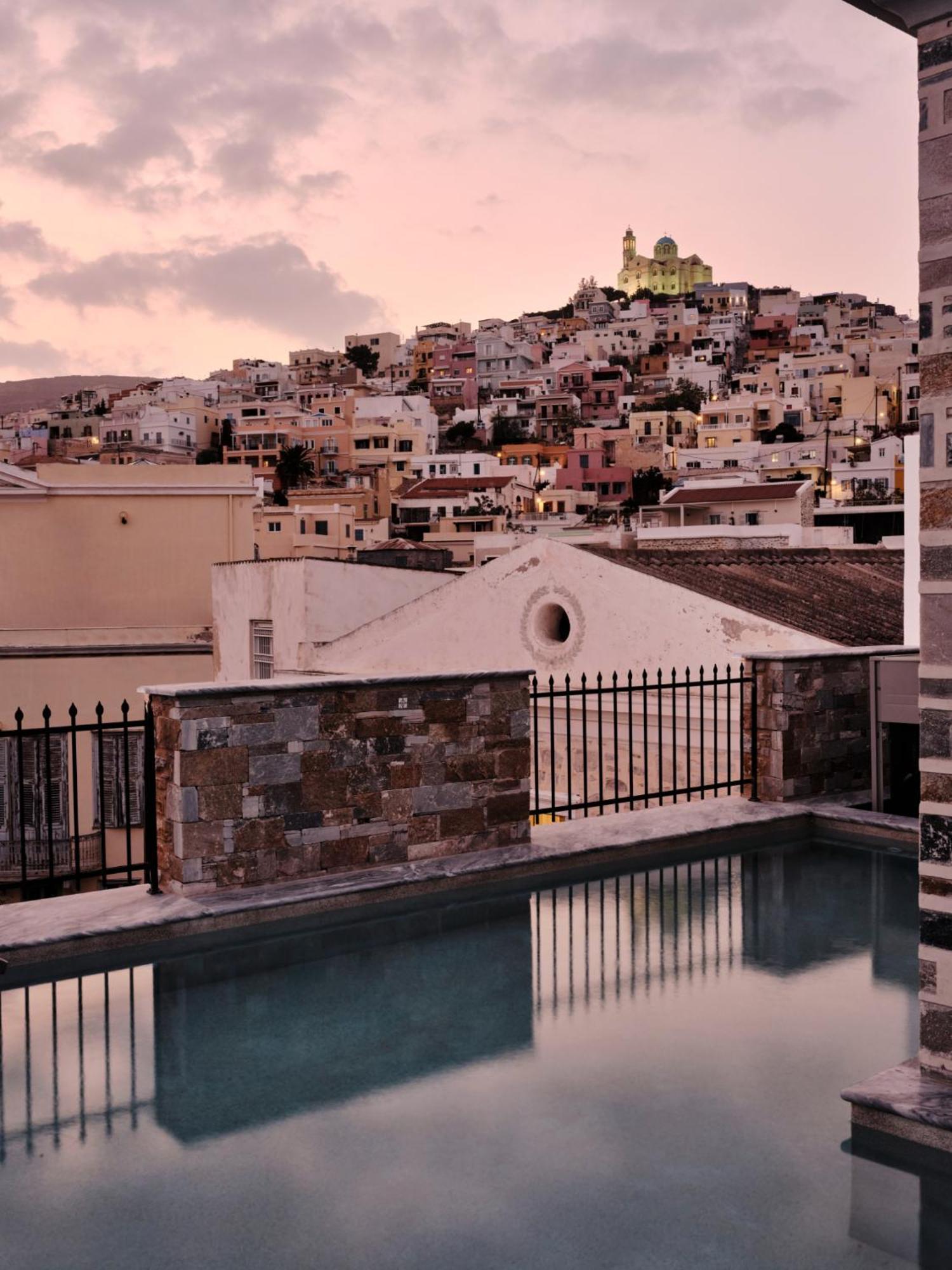 Argini Syros Hotel Ermoupoli Ngoại thất bức ảnh