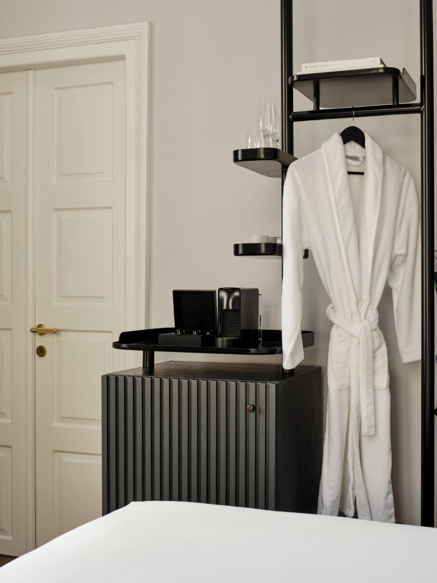 Argini Syros Hotel Ermoupoli Ngoại thất bức ảnh