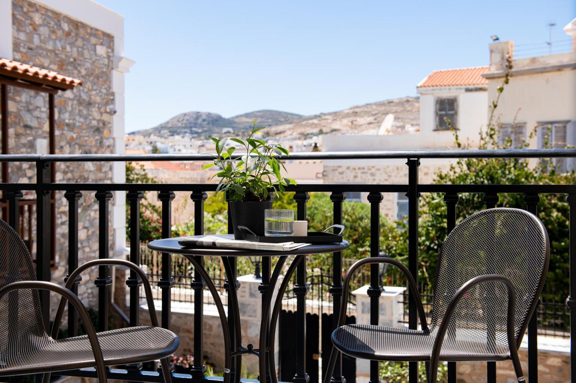 Argini Syros Hotel Ermoupoli Ngoại thất bức ảnh